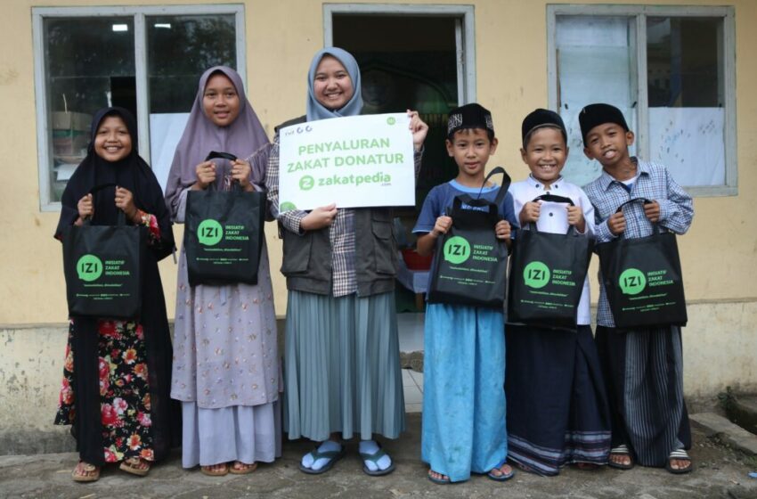  Sambut Ramadan, Bahagianya Santri di Cianjur Dapat Bantuan Perlengkapan Ibadah